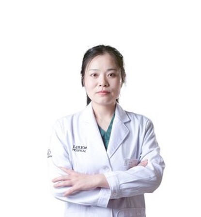 李晶