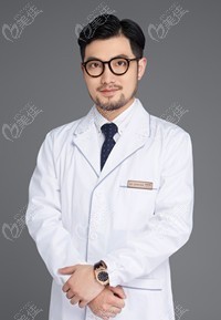 林振辉 林振辉