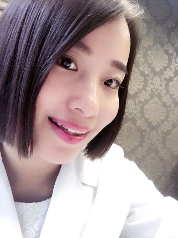 重庆齐美口腔周映丞医生做牙齿隐形矫正怎么样？附牙齿隐形矫正案例