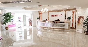 深圳薇姿整形假体隆鼻手术有何优势？有哪些风险？