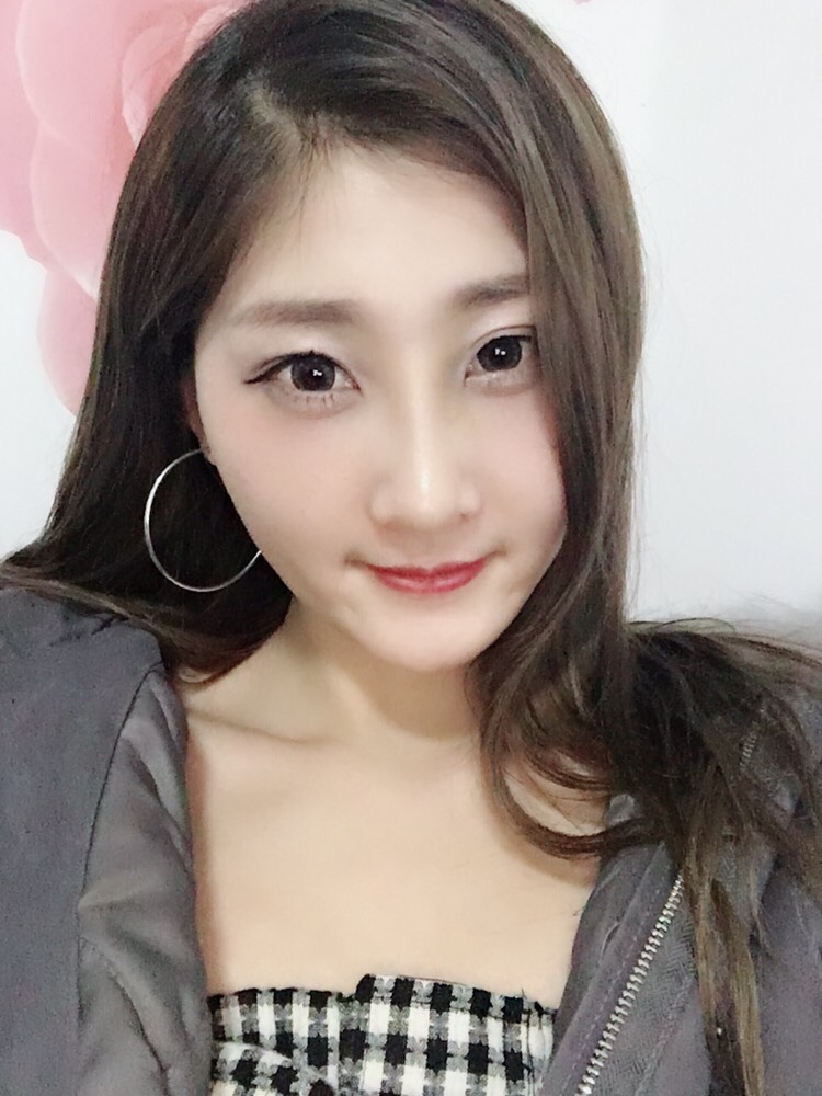 上海首尔丽格医疗美容医院医生朴晟秀做膨体隆鼻怎么样？附案例效果图