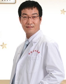 广州华美医疗美容医院黄承国医生