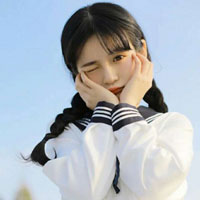 潘美依