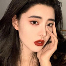 樊樊佳怡