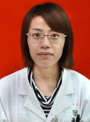 何翠英