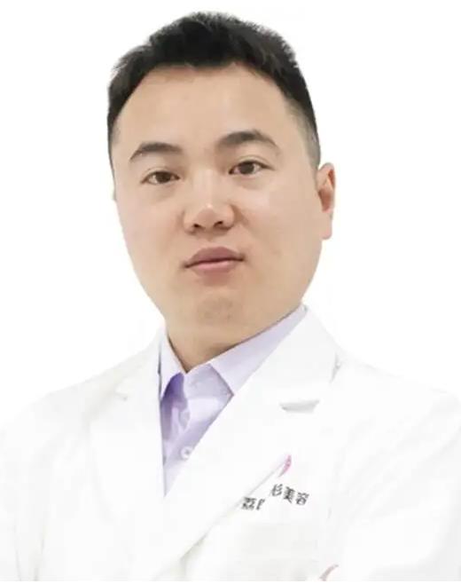 陆昌龙