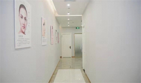 成都美欣医疗美容门诊部_医院一角