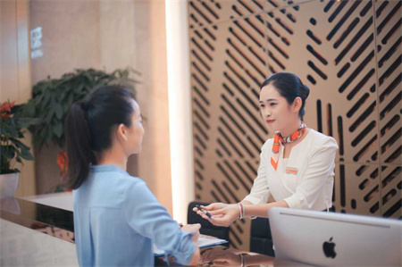 南宁东方医疗美容医院_前台