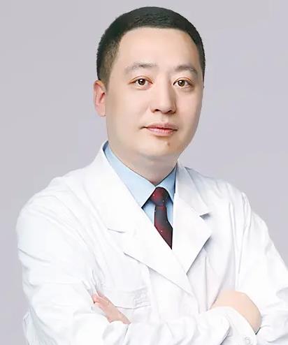李战强