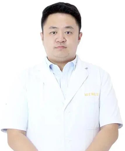 周邓霆