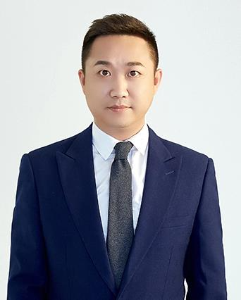李威君
