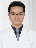李哲.jpg