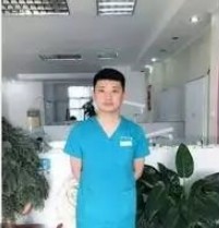 刘烬.jpg
