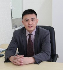 李伟光