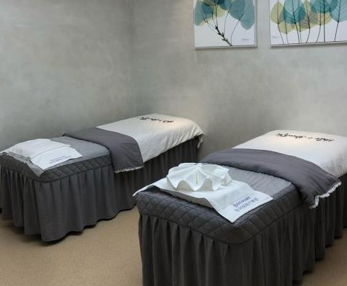 新疆铂诗玥医疗美容门诊部_面部spa室