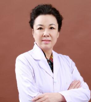 李颖.jpg