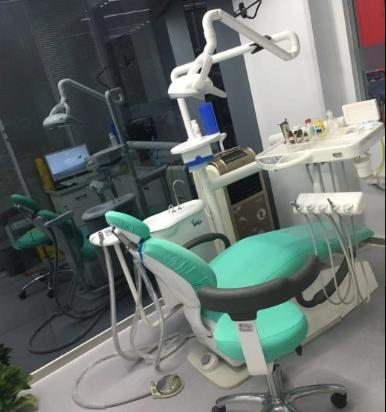 西安如贝口腔医院_治疗椅