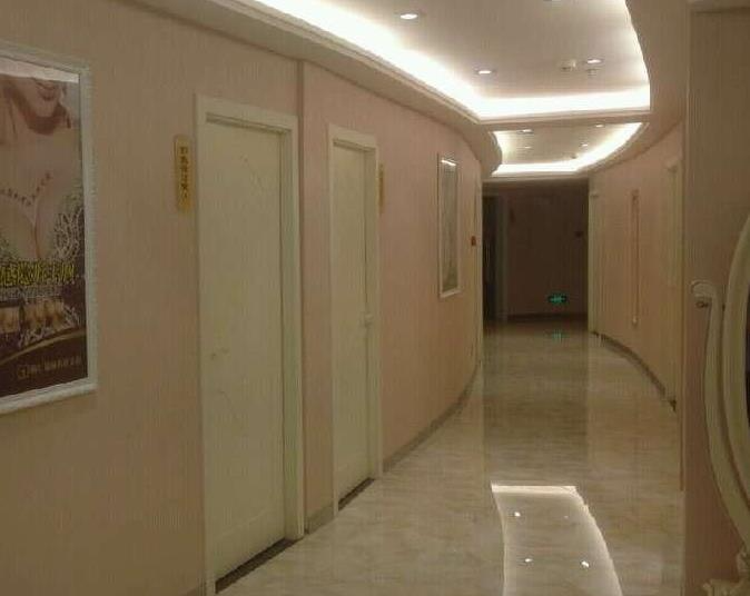 铜仁瑞丽医疗美容医院_走廊