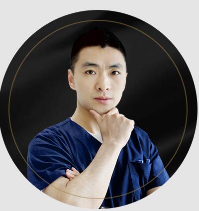李奥