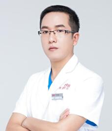 王健华